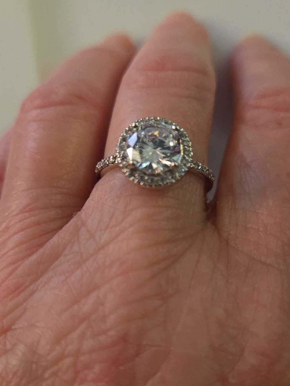 NEW - RING...Size 8 - Picture 4 of 5